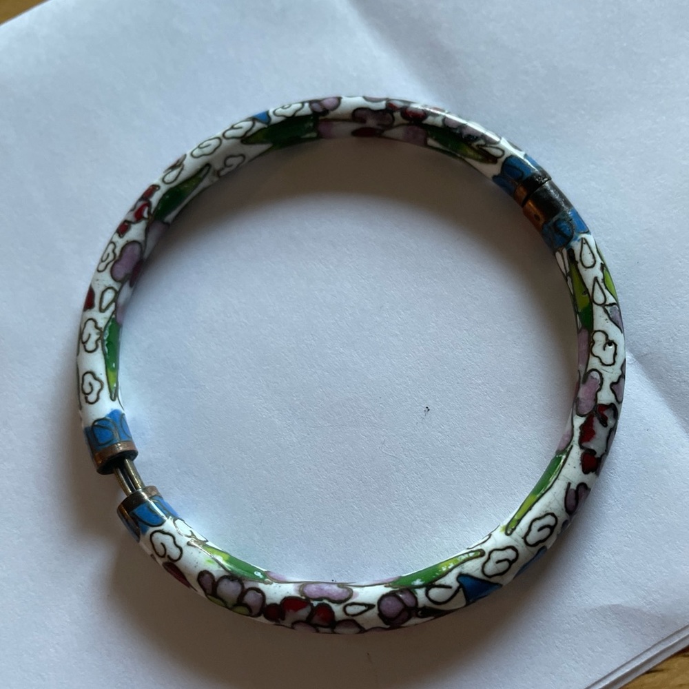 Vintage Enamel Flowers Hinged Bangle Bracelet